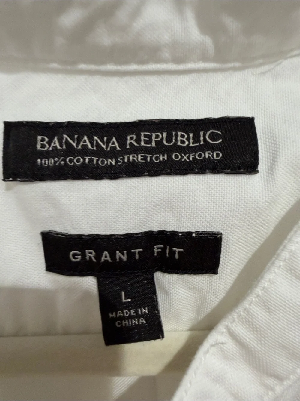 Banana Republic Men’s White Short Sleeve Button-Down Oxford Grant Fit Shirt, L
